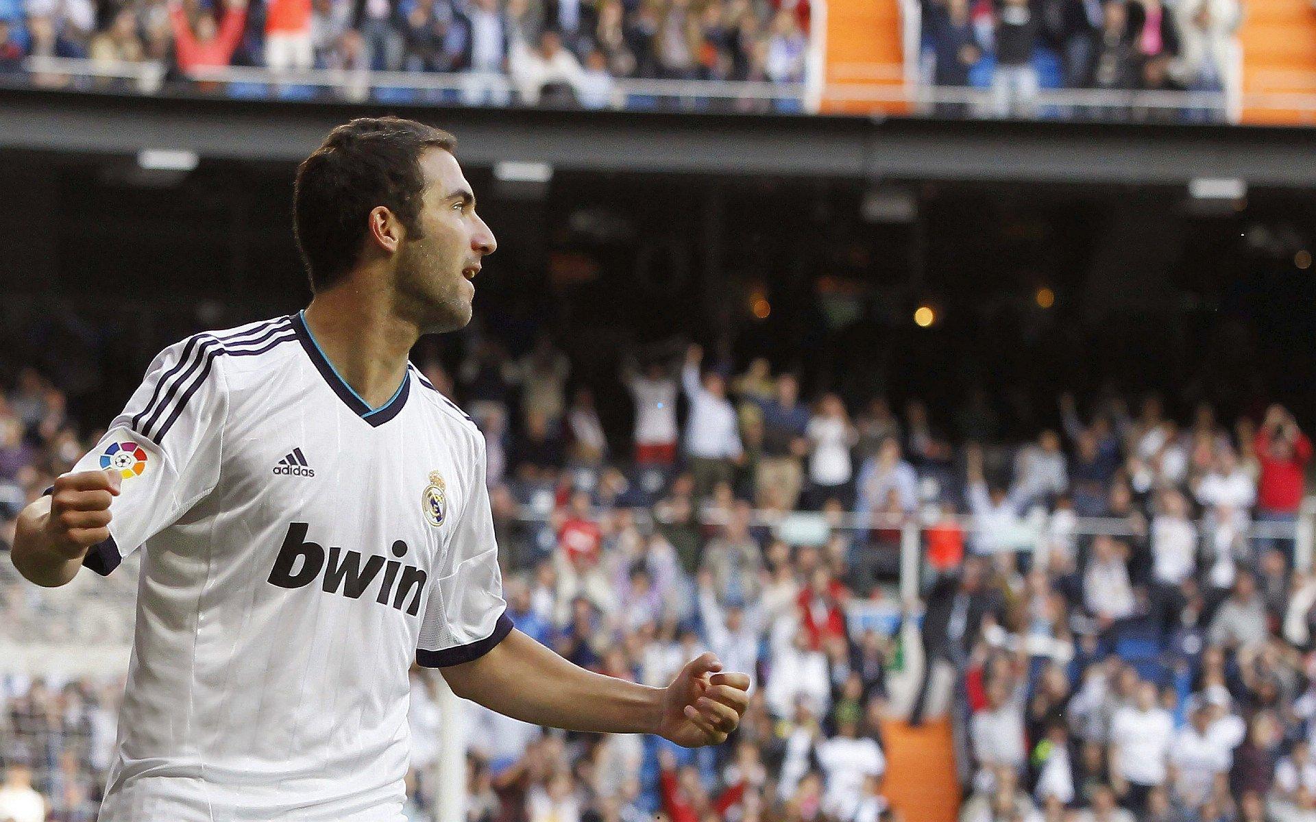 欧冠赛事前瞻，雷克斯主场强势出击，多特蒙德客场稳健迎战阵容对决